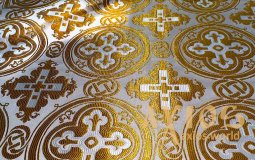 ерковна тканина металік з хрестами (Греція) - фото